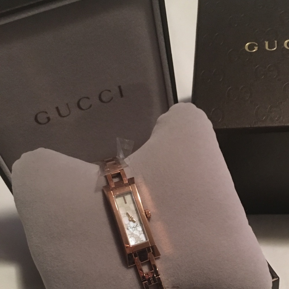 Women’s Gucci watch
